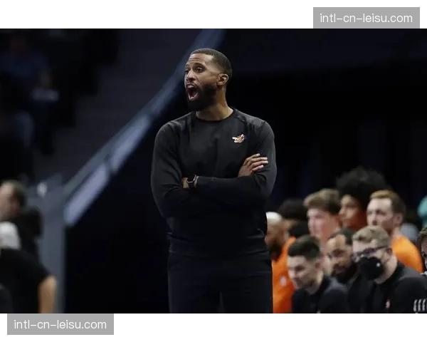 现场观察:狂热队新秀控卫主导节奏,球队攻防转换速度联盟第一 现场观察:狂热队新秀控卫主导节奏,球队攻防转换速度联盟第一