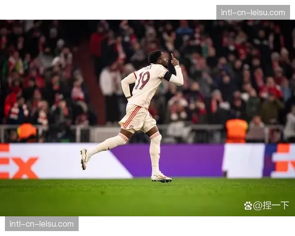 拜仁手握一球优势，主场平局即可晋级欧冠半决赛